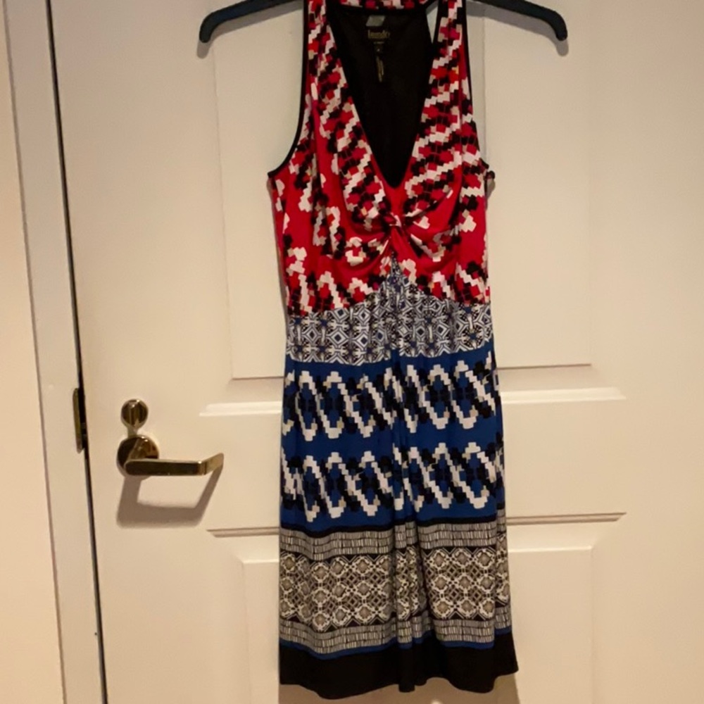 NWOT Laundry V-neck knotted bodice dress.